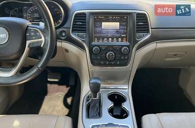 Внедорожник / Кроссовер Jeep Grand Cherokee 2016 в 