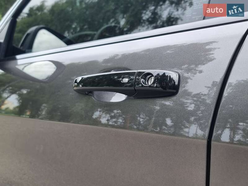 Внедорожник / Кроссовер Jeep Grand Cherokee 2018 в Киеве