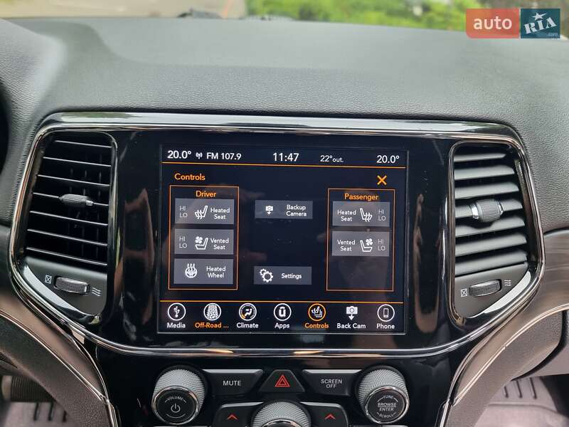 Внедорожник / Кроссовер Jeep Grand Cherokee 2018 в Киеве