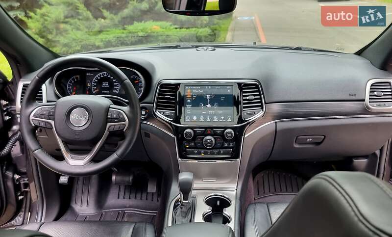 Внедорожник / Кроссовер Jeep Grand Cherokee 2018 в Киеве