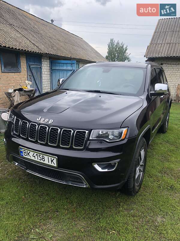 Внедорожник / Кроссовер Jeep Grand Cherokee 2018 в Владимирце