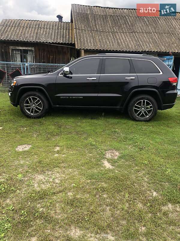Внедорожник / Кроссовер Jeep Grand Cherokee 2018 в Владимирце
