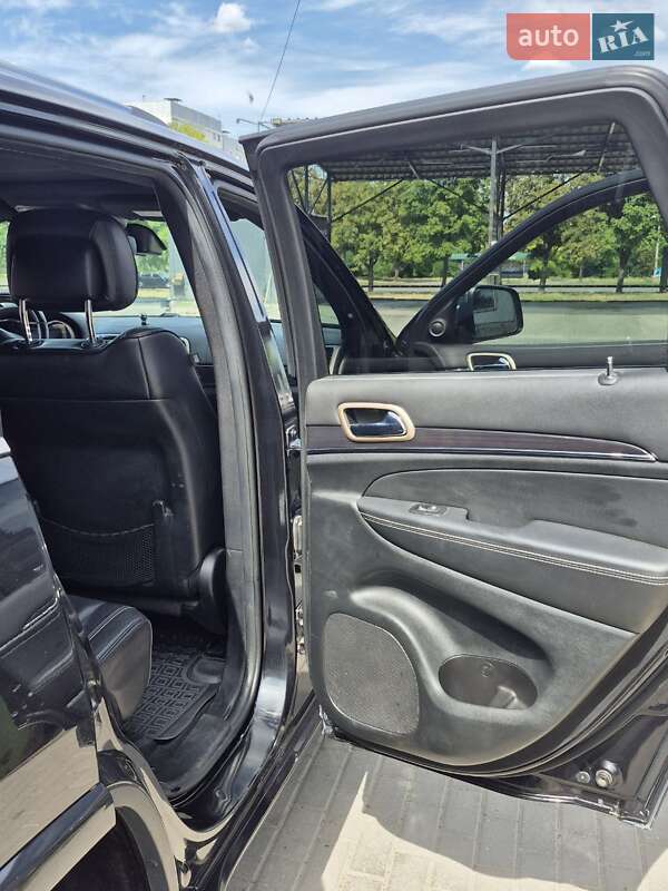 Внедорожник / Кроссовер Jeep Grand Cherokee 2013 в Запорожье