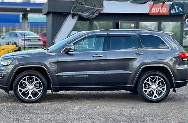 Внедорожник / Кроссовер Jeep Grand Cherokee 2021 в 