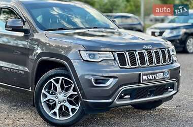 Внедорожник / Кроссовер Jeep Grand Cherokee 2021 в 