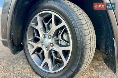 Внедорожник / Кроссовер Jeep Grand Cherokee 2021 в 