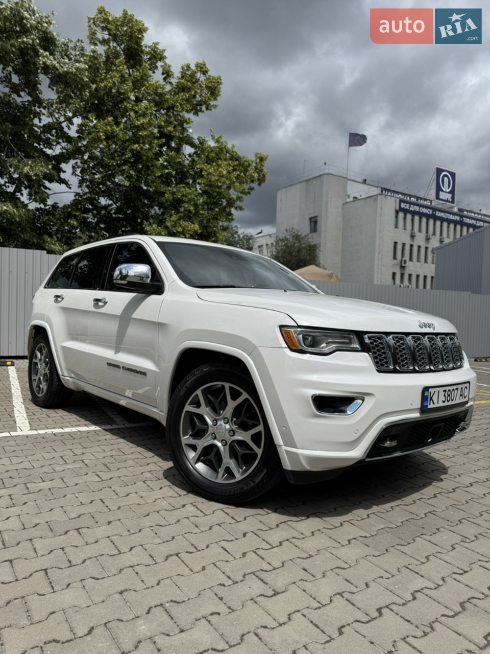 2020 Jeep Grand Cherokee - мініатюра 25