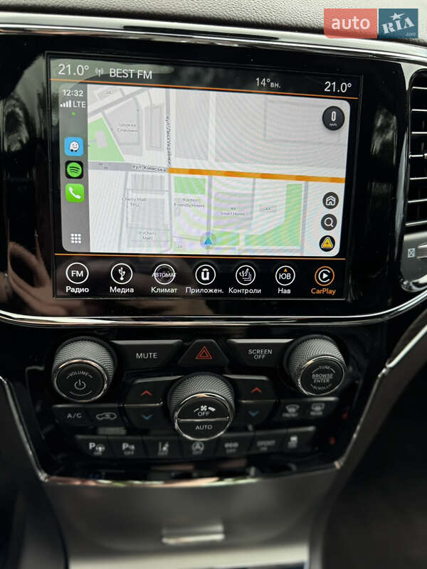 Внедорожник / Кроссовер Jeep Grand Cherokee 2019 в Киеве фото 18 Внедорожник / Кроссовер Jeep Grand Cherokee 2019 в Киеве