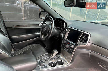 Внедорожник / Кроссовер Jeep Grand Cherokee 2018 в 