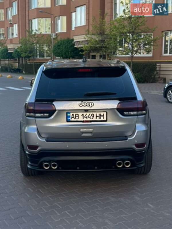 Внедорожник / Кроссовер Jeep Grand Cherokee 2015 в Киеве