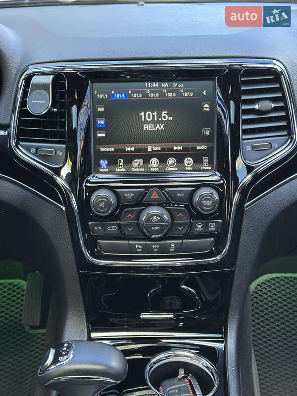 Внедорожник / Кроссовер Jeep Grand Cherokee 2015 в Киеве