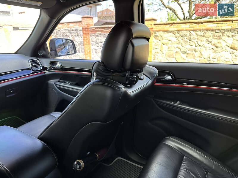 Внедорожник / Кроссовер Jeep Grand Cherokee 2015 в Киеве