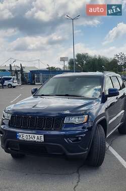 Внедорожник / Кроссовер Jeep Grand Cherokee 2017 в Днепре