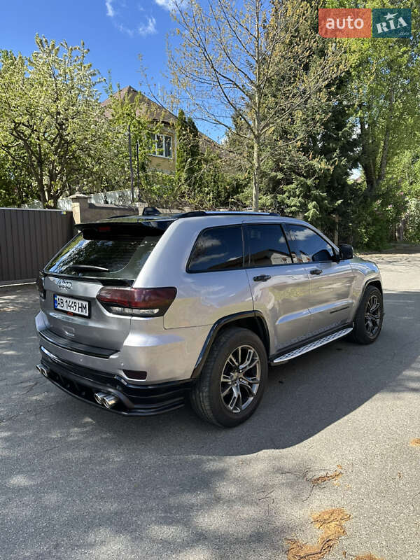 Внедорожник / Кроссовер Jeep Grand Cherokee 2015 в Киеве