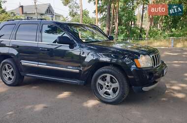 Внедорожник / Кроссовер Jeep Grand Cherokee 2006 в 