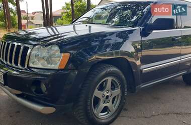 Внедорожник / Кроссовер Jeep Grand Cherokee 2006 в 