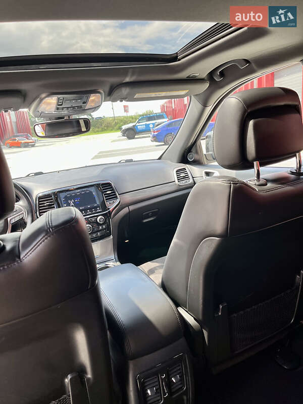 Внедорожник / Кроссовер Jeep Grand Cherokee 2020 в Львове