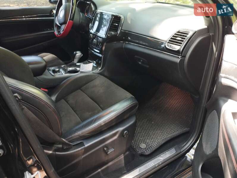 Позашляховик / Кросовер Jeep Grand Cherokee 2019 в Новомосковську фото 3 Позашляховик / Кросовер Jeep Grand Cherokee 2019 в Новомосковську