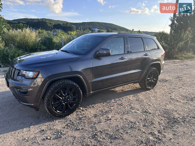 Jeep Grand Cherokee 2017