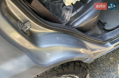 Внедорожник / Кроссовер Jeep Grand Cherokee 2001 в 