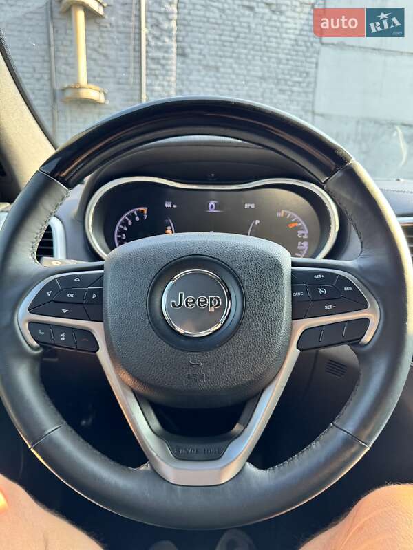 Внедорожник / Кроссовер Jeep Grand Cherokee 2018 в Ивано-Франковске