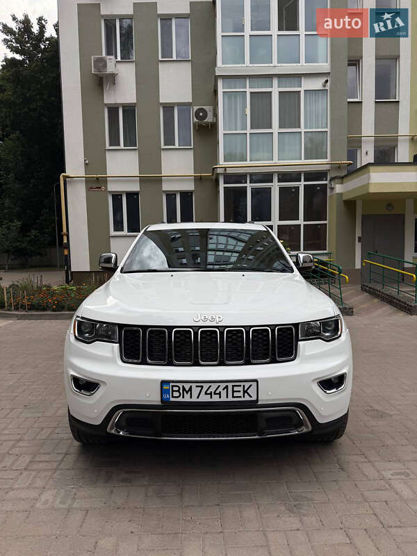 Внедорожник / Кроссовер Jeep Grand Cherokee 2019 в Ромнах фото 2 Внедорожник / Кроссовер Jeep Grand Cherokee 2019 в Ромнах