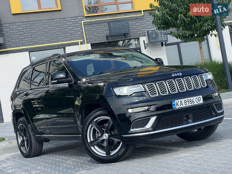 Внедорожник / Кроссовер Jeep Grand Cherokee 2017 в Киеве