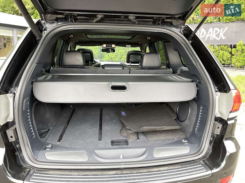 Внедорожник / Кроссовер Jeep Grand Cherokee 2015 в Киеве фото 16 Внедорожник / Кроссовер Jeep Grand Cherokee 2015 в Киеве