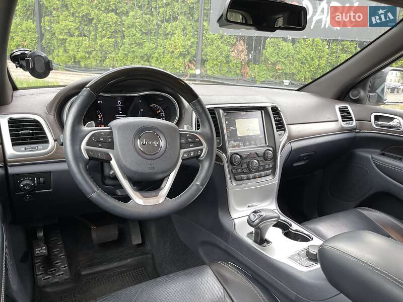 Внедорожник / Кроссовер Jeep Grand Cherokee 2015 в Киеве фото 18 Внедорожник / Кроссовер Jeep Grand Cherokee 2015 в Киеве