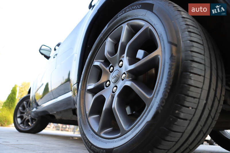 Внедорожник / Кроссовер Jeep Grand Cherokee 2020 в Дрогобыче