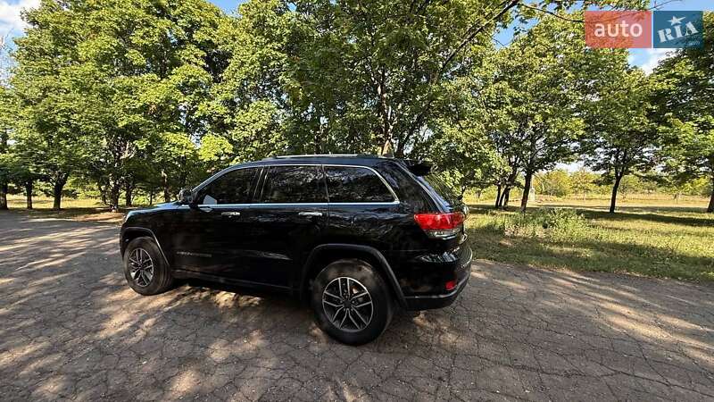 Внедорожник / Кроссовер Jeep Grand Cherokee 2018 в Лозовой