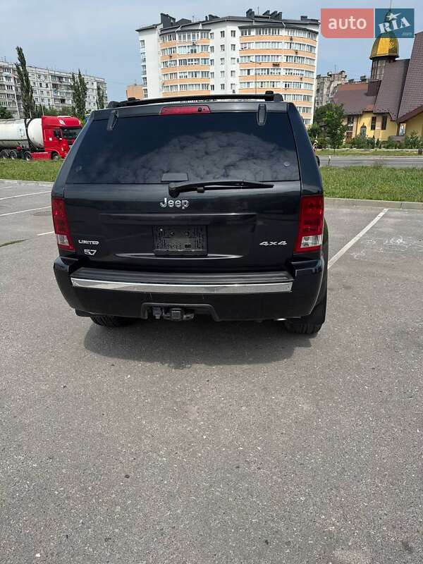 Внедорожник / Кроссовер Jeep Grand Cherokee 2004 в Ивано-Франковске