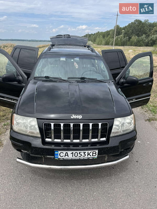 Внедорожник / Кроссовер Jeep Grand Cherokee 2004 в Каменец-Подольском