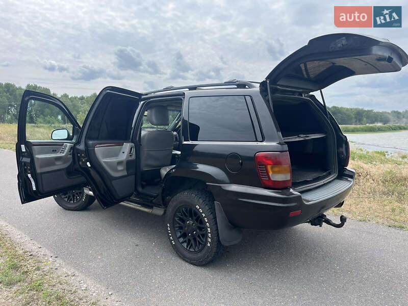 Внедорожник / Кроссовер Jeep Grand Cherokee 2004 в Каменец-Подольском
