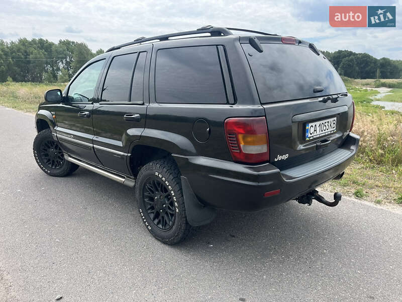 Внедорожник / Кроссовер Jeep Grand Cherokee 2004 в Каменец-Подольском