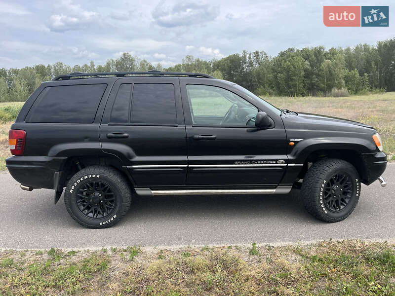 Внедорожник / Кроссовер Jeep Grand Cherokee 2004 в Каменец-Подольском