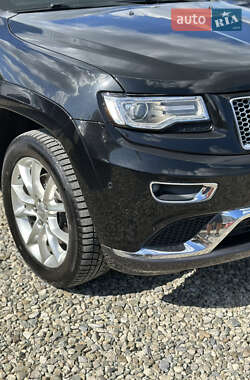 Внедорожник / Кроссовер Jeep Grand Cherokee 2014 в 