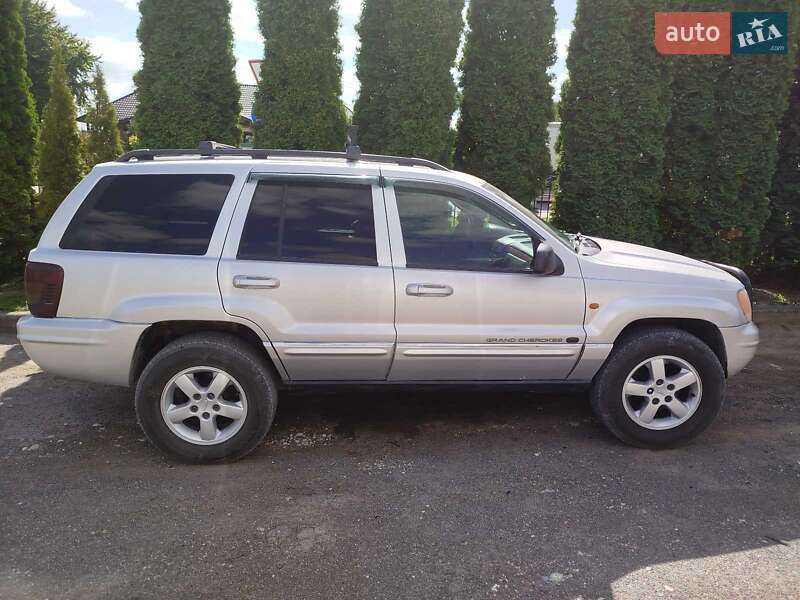 Внедорожник / Кроссовер Jeep Grand Cherokee 2003 в Тернополе