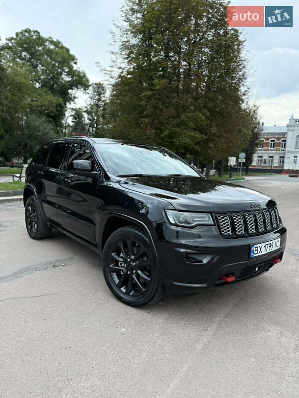 Внедорожник / Кроссовер Jeep Grand Cherokee 2022 в Хмельницком