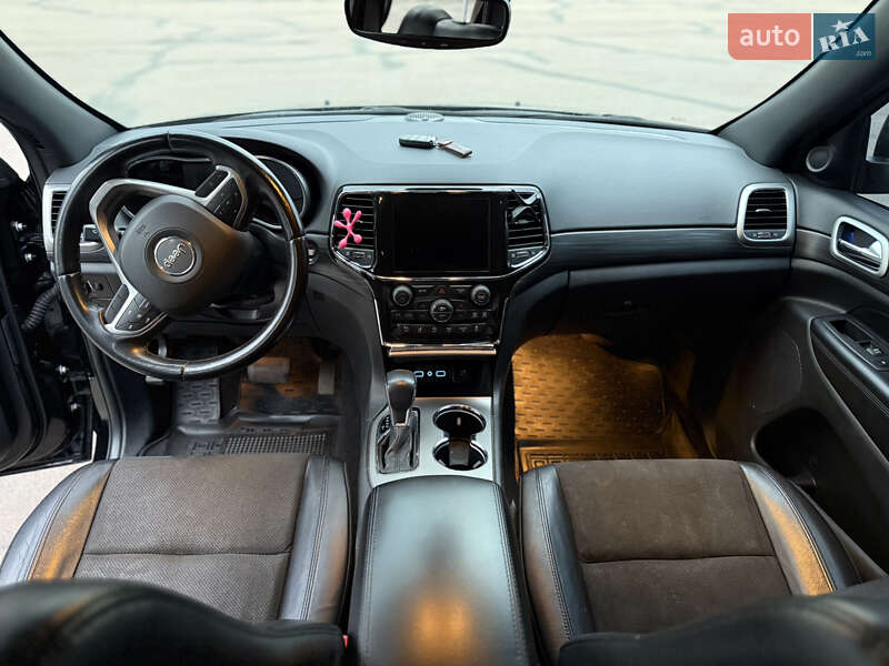 Внедорожник / Кроссовер Jeep Grand Cherokee 2022 в Хмельницком