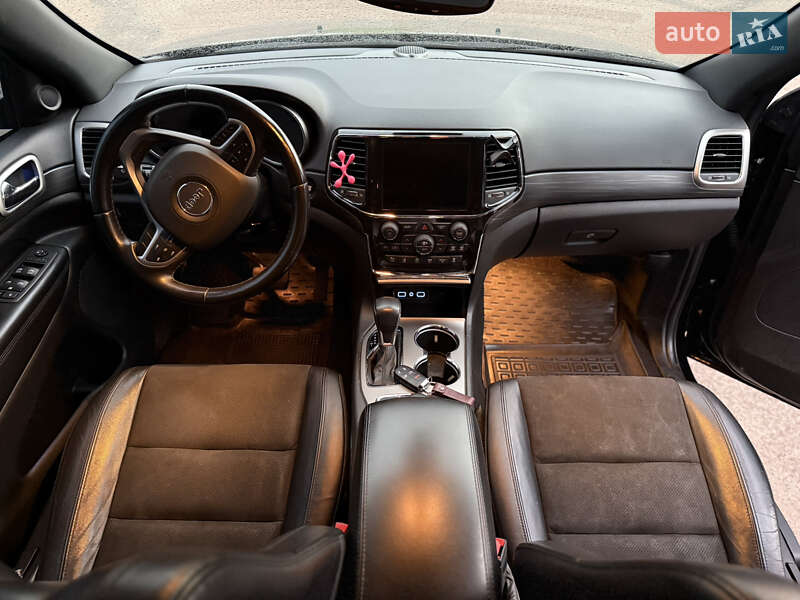 Внедорожник / Кроссовер Jeep Grand Cherokee 2022 в Хмельницком