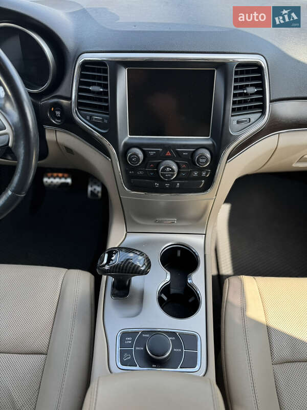 Внедорожник / Кроссовер Jeep Grand Cherokee 2014 в Киеве