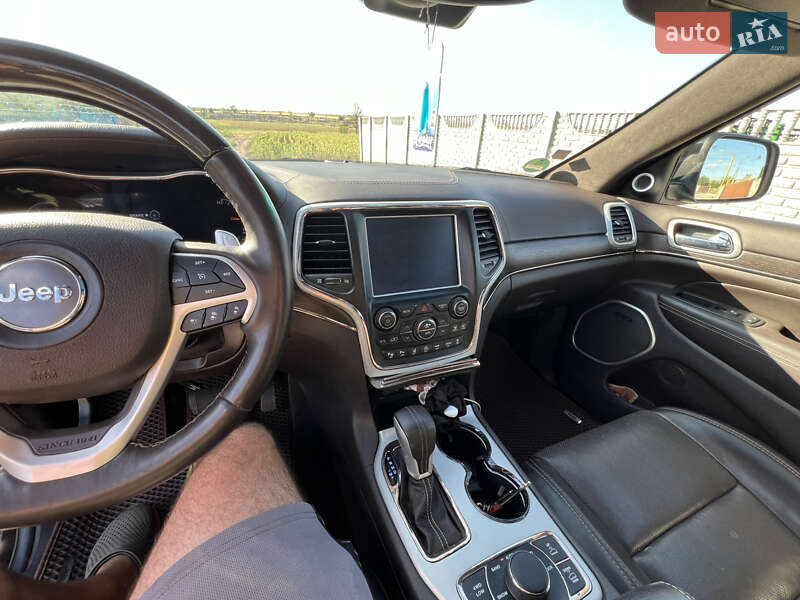 Внедорожник / Кроссовер Jeep Grand Cherokee 2017 в Кривом Роге