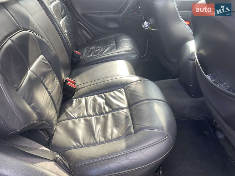 Внедорожник / Кроссовер Jeep Grand Cherokee 2001 в Ковеле