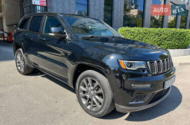 Внедорожник / Кроссовер Jeep Grand Cherokee 2018 в Киеве