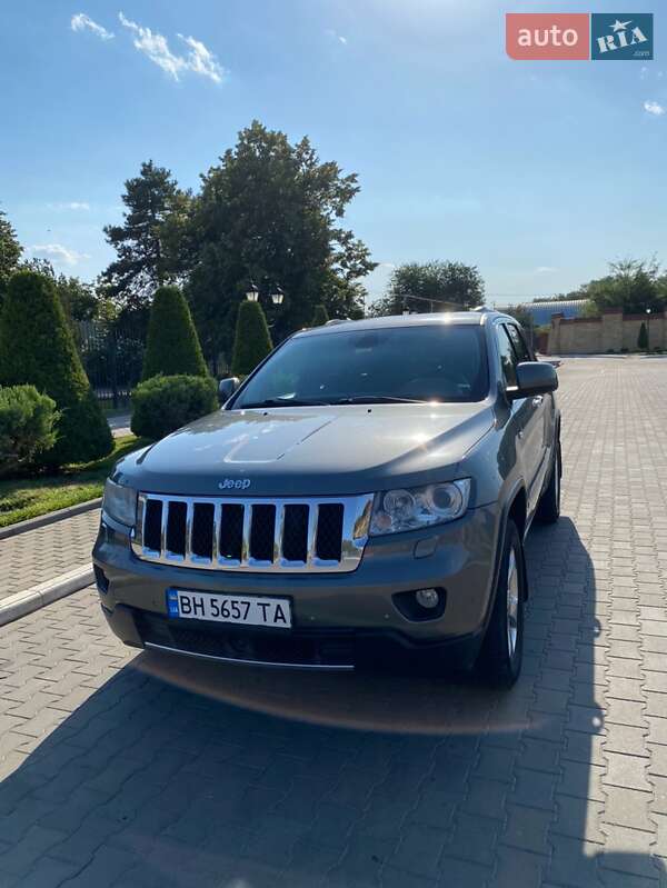 Внедорожник / Кроссовер Jeep Grand Cherokee 2011 в Измаиле