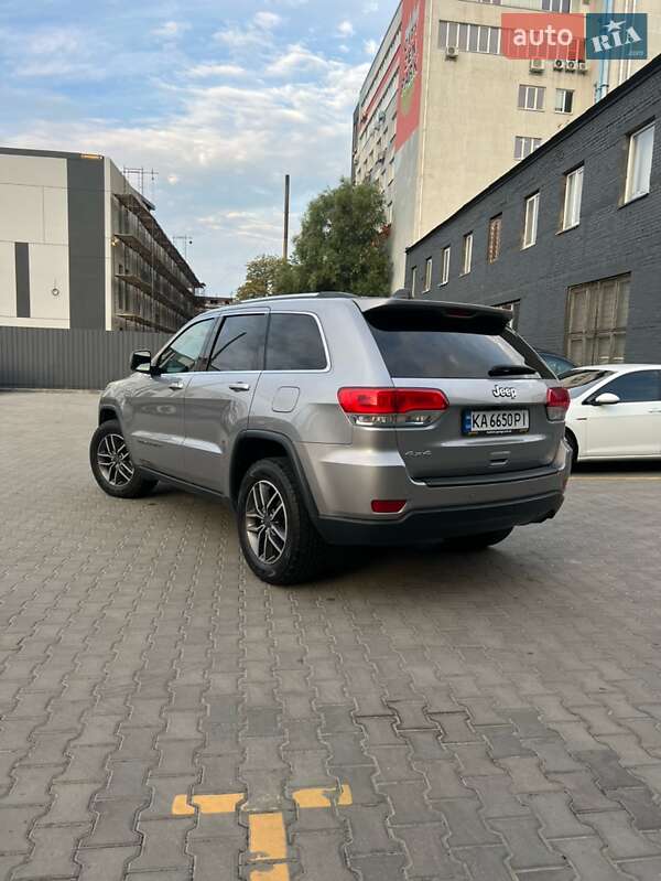 Внедорожник / Кроссовер Jeep Grand Cherokee 2019 в Киеве фото 6 Внедорожник / Кроссовер Jeep Grand Cherokee 2019 в Киеве