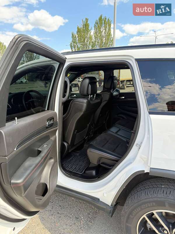 Внедорожник / Кроссовер Jeep Grand Cherokee 2021 в Каменском фото 18 Внедорожник / Кроссовер Jeep Grand Cherokee 2021 в Каменском