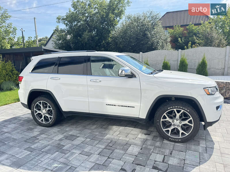 Позашляховик / Кросовер Jeep Grand Cherokee 2019 в Києві