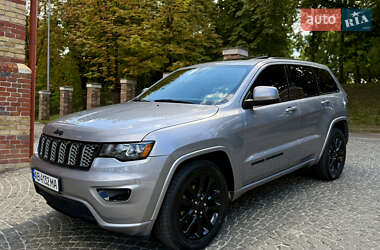 Позашляховик / Кросовер Jeep Grand Cherokee 2016 в Львові